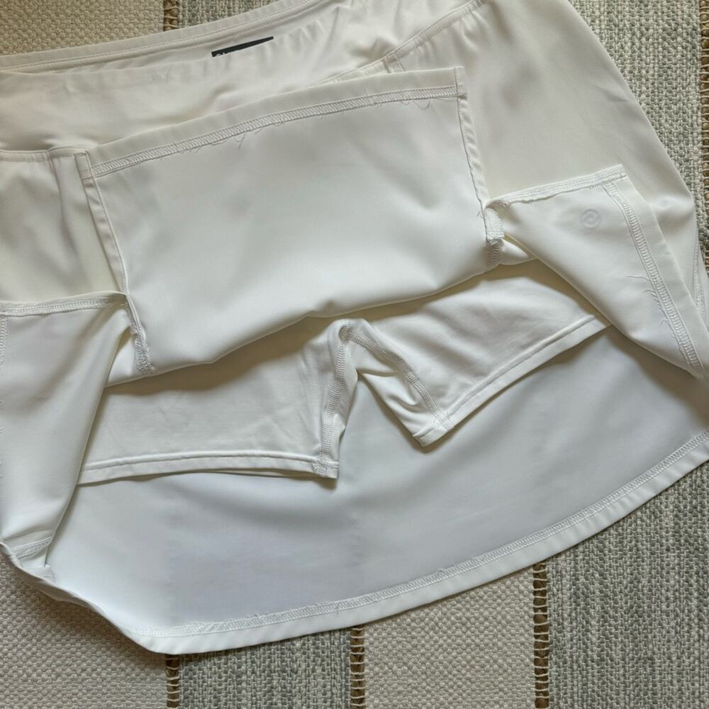 Lija White High Rise Built-In Shorts Tennis Skirt Skort Women’s Size XL - Picture 8 of 9